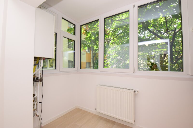 Rahova, 3 camere decomandat, renovat, centrala proprie