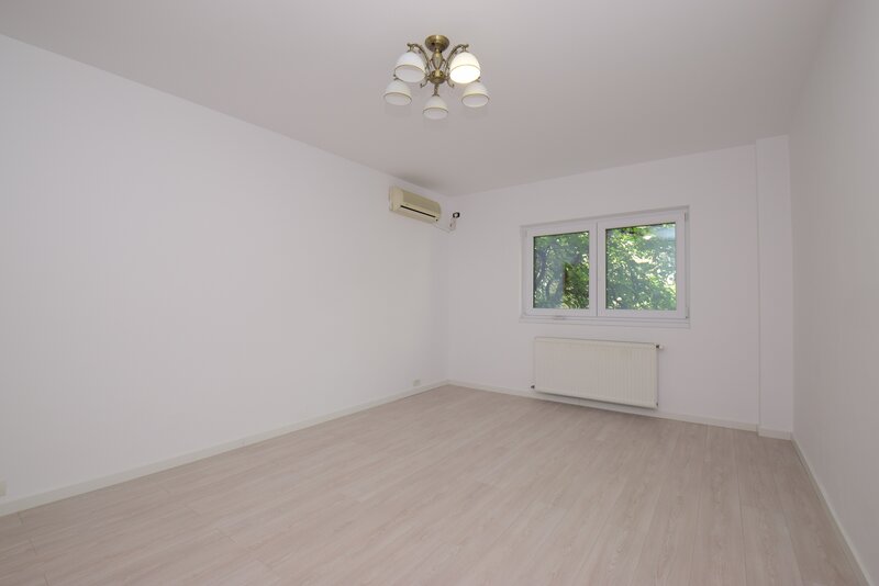 Rahova, 3 camere decomandat, renovat, centrala proprie