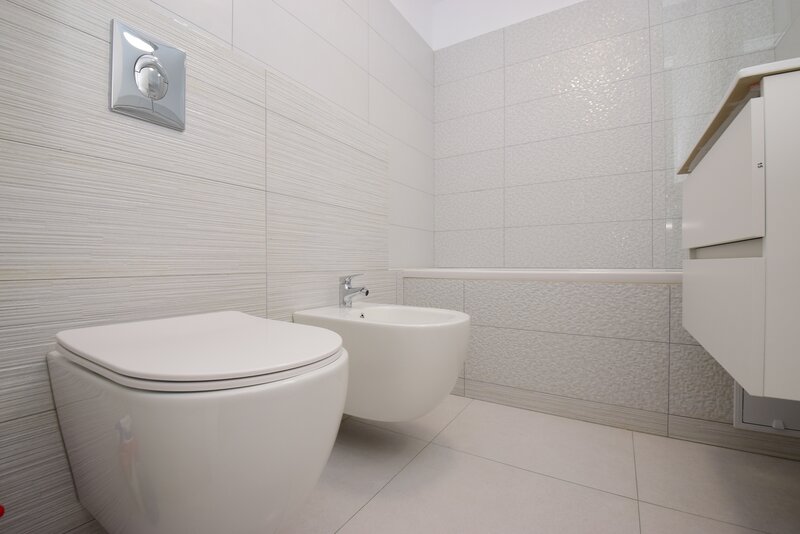 Rahova, 3 camere decomandat, renovat, centrala proprie